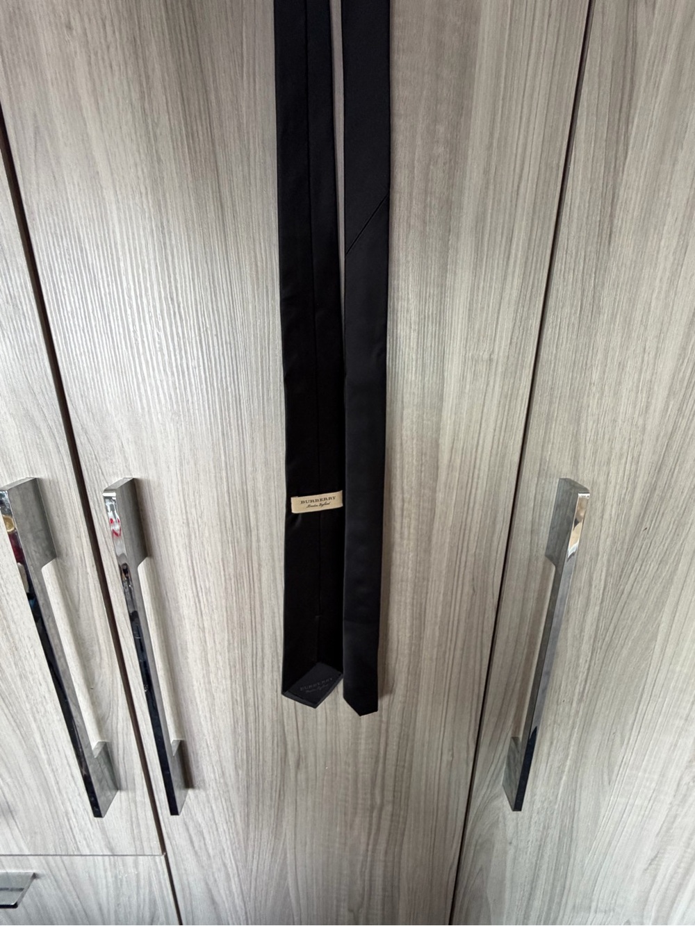 Burberry Black Narrow Silk Tie